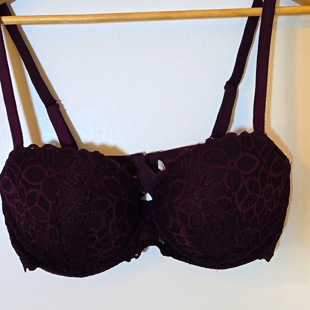 Brassiere